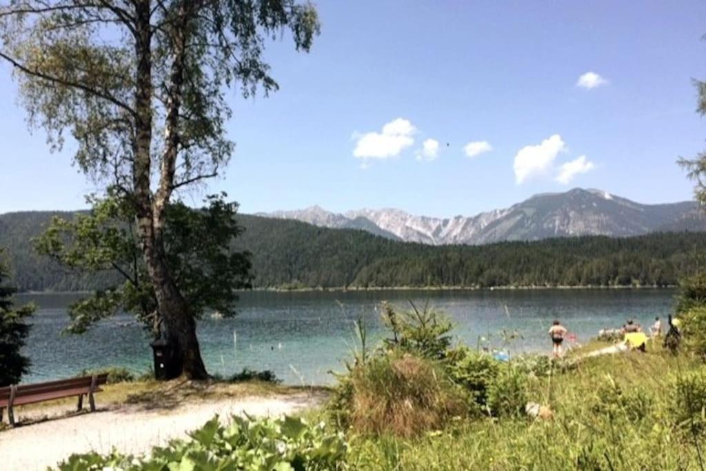 Zentral, Ruhig & Stilvoll Mit Bergpanorama+ Garten Гармиш-Партенкирхен Экстерьер фото